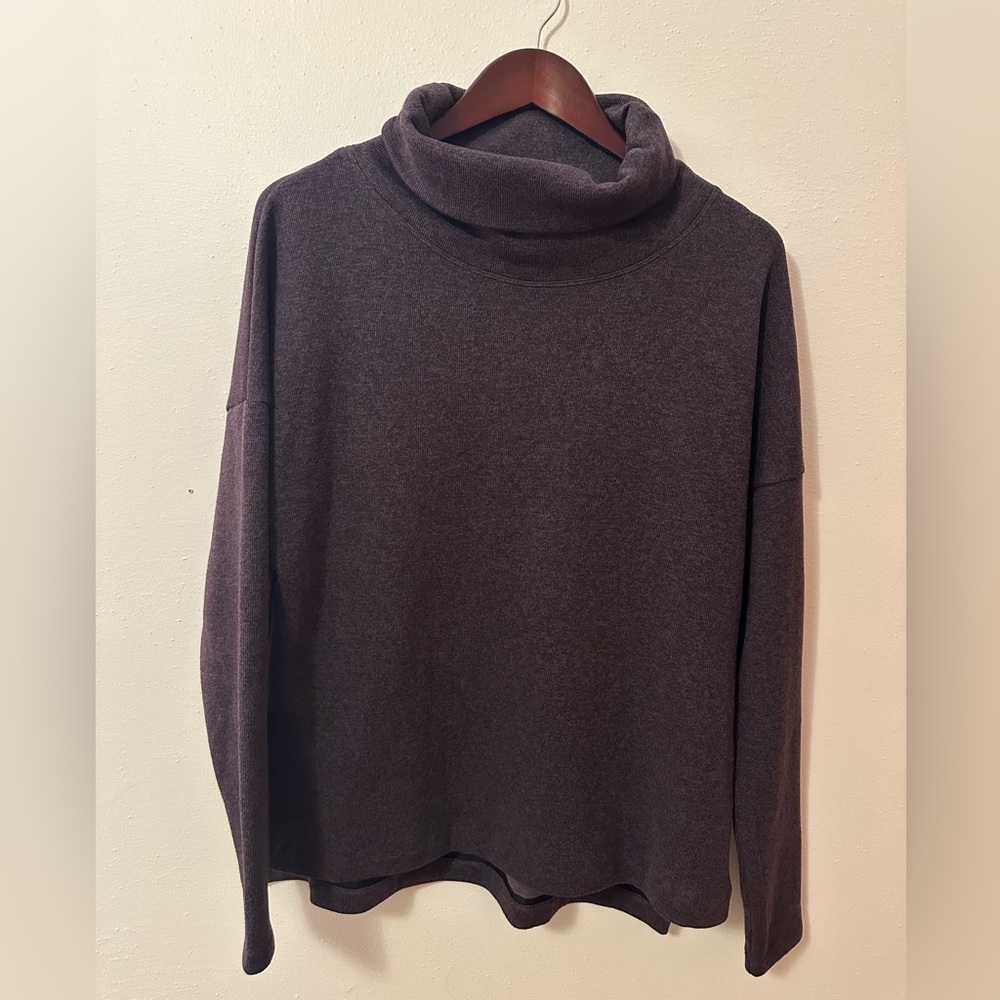 Arc’teryx Women’s Cowlneck Pullover Sweater Purple Size Medium